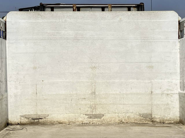 三菱ふそうキャンター平ボディ小型（2t・3t）[写真11]