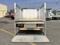 三菱ふそうキャンター平ボディ小型（2t・3t）[写真14]