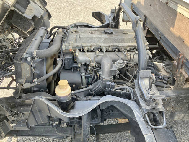 三菱ふそうキャンター平ボディ小型（2t・3t）[写真27]