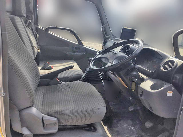 トヨタトヨエースクレーン付小型（2t・3t）[写真33]