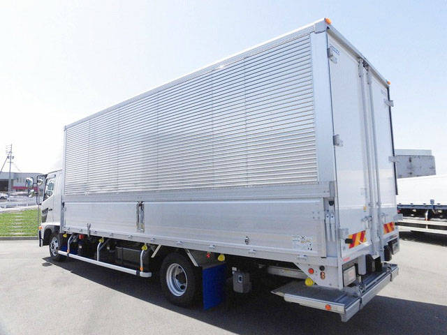 日野レンジャーアルミウイング中型（4t）[写真02]