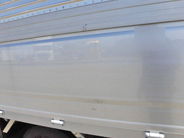 日野レンジャーアルミウイング中型（4t）[写真26]