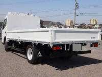 三菱ふそうキャンター平ボディ小型（2t・3t）[写真06]