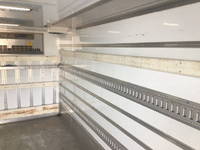 いすゞエルフ冷凍車（冷蔵車）小型（2t・3t）[写真11]