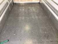 いすゞエルフ冷凍車（冷蔵車）小型（2t・3t）[写真12]