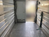 いすゞエルフ冷凍車（冷蔵車）小型（2t・3t）[写真13]