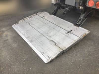 いすゞエルフ冷凍車（冷蔵車）小型（2t・3t）[写真18]