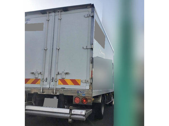 いすゞエルフ冷凍車（冷蔵車）小型（2t・3t）[写真02]