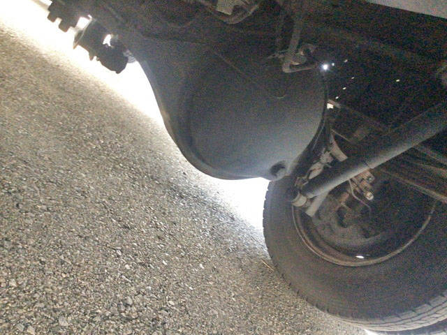 いすゞエルフ冷凍車（冷蔵車）小型（2t・3t）[写真26]