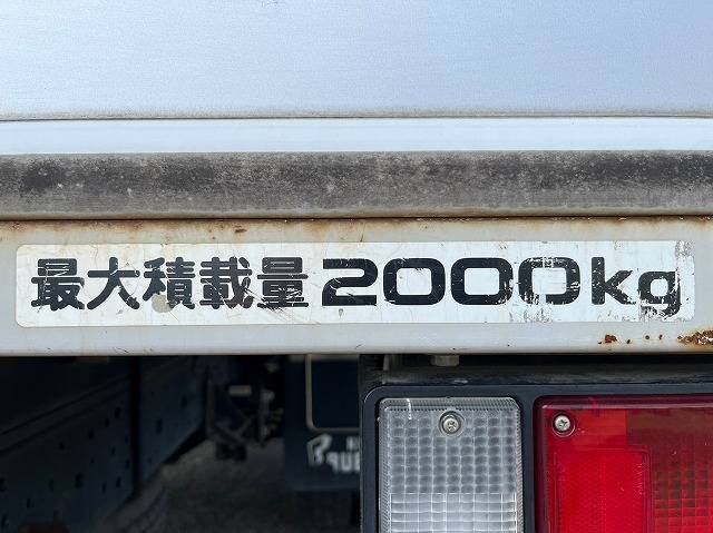 いすゞエルフアルミバン小型（2t・3t）[写真10]