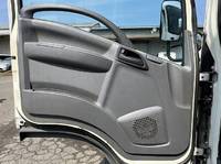 いすゞエルフアルミバン小型（2t・3t）[写真15]