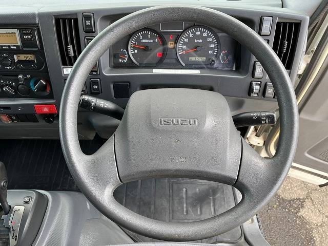 いすゞエルフアルミバン小型（2t・3t）[写真18]