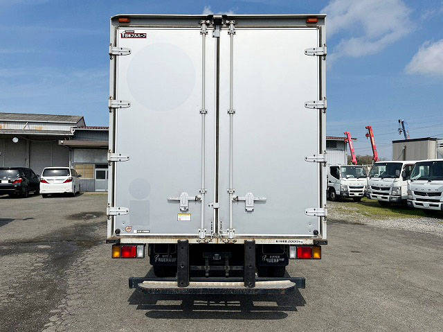 いすゞエルフアルミバン小型（2t・3t）[写真02]