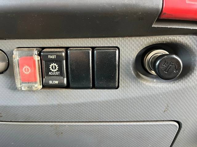 いすゞエルフアルミバン小型（2t・3t）[写真24]