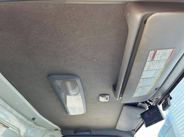 いすゞエルフアルミバン小型（2t・3t）[写真27]