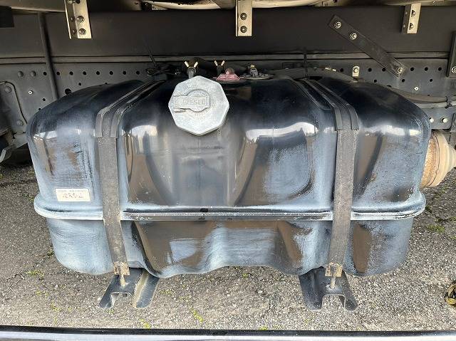 いすゞエルフアルミバン小型（2t・3t）[写真35]