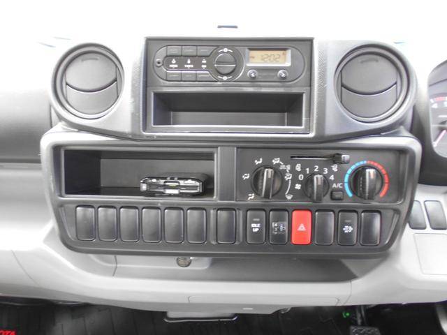 トヨタダイナ平ボディ小型（2t・3t）[写真30]