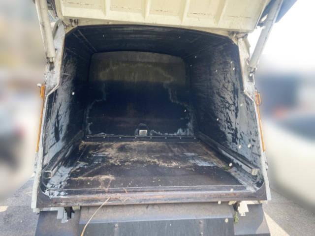 日野デュトロパッカー車（塵芥車）小型（2t・3t）[写真07]