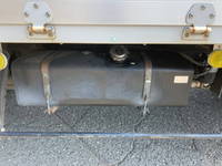 三菱ふそうキャンターアルミウイング小型（2t・3t）[写真19]