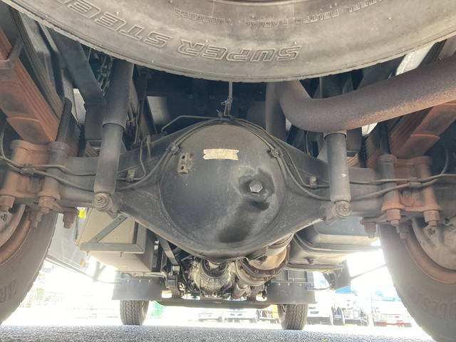 三菱ふそうキャンターアルミウイング小型（2t・3t）[写真22]