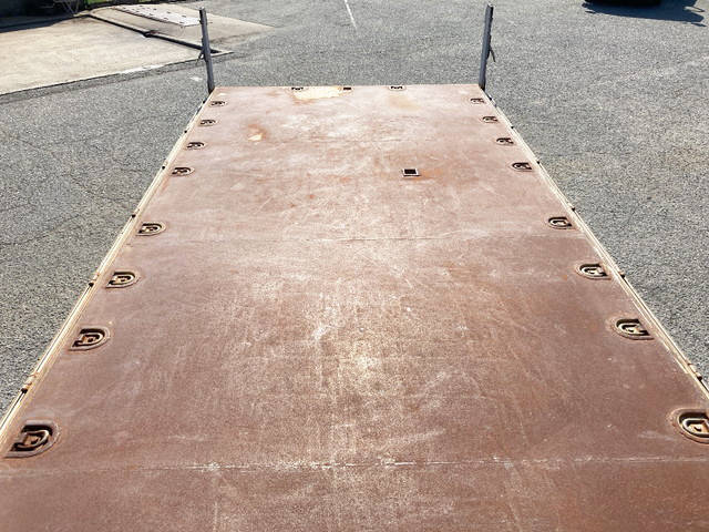 UDトラックスコンドルアルミブロック増トン（6t・8t）[写真13]