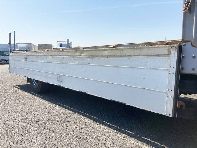 UDトラックスコンドルアルミブロック増トン（6t・8t）[写真16]