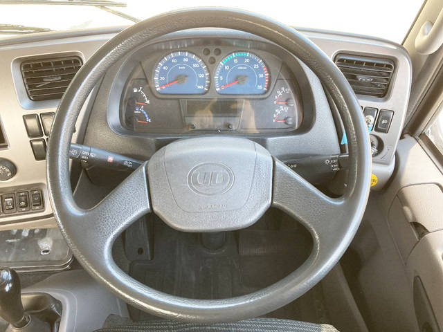 UDトラックスコンドルアルミブロック増トン（6t・8t）[写真34]