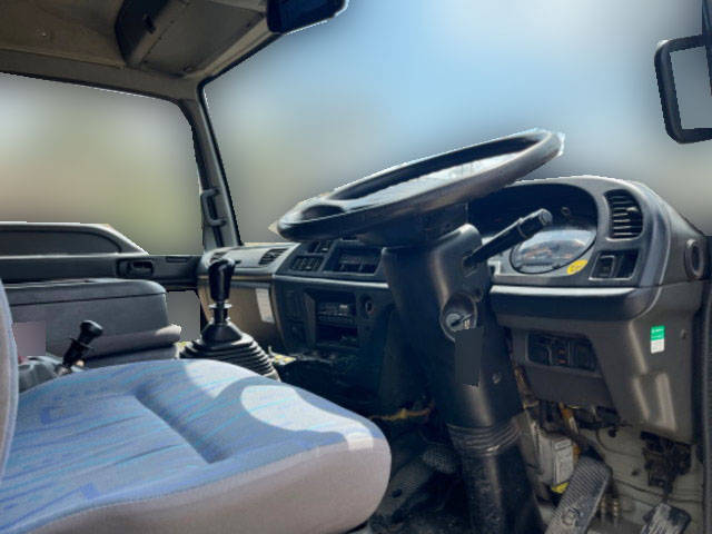 いすゞフォワードダンプ増トン（6t・8t）[写真29]