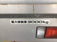 いすゞエルフセルフクレーン4段小型（2t・3t）[写真10]