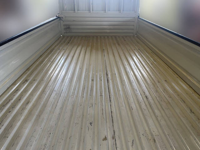 日産アトラス平ボディ小型（2t・3t）[写真06]