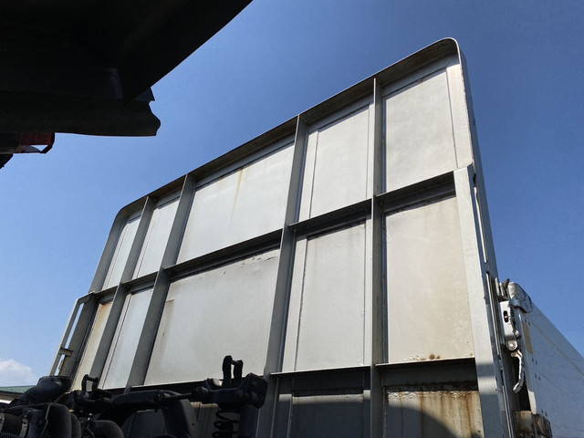 いすゞフォワードアルミブロック増トン（6t・8t）[写真19]