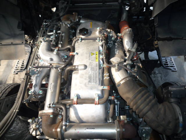 いすゞギガアルミウイング大型（10t）[写真22]