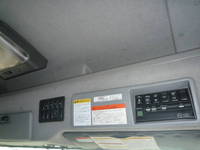 いすゞギガアルミウイング大型（10t）[写真31]