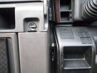 いすゞギガアルミウイング大型（10t）[写真36]