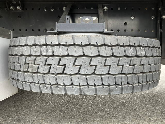 日野プロフィアアルミブロック大型（10t）[写真23]