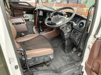 日野プロフィアアルミブロック大型（10t）[写真31]