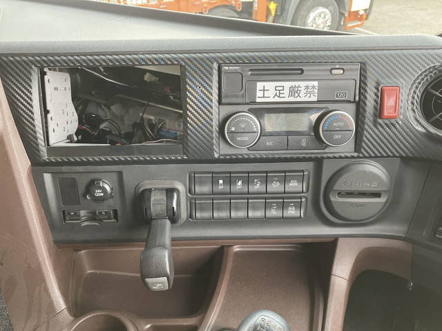 日野プロフィアアルミブロック大型（10t）[写真36]