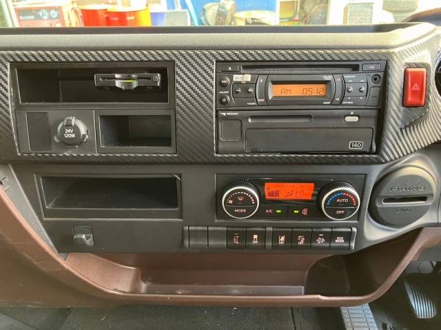 日野レンジャーアルミウイング中型（4t）[写真34]