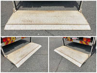 UDトラックスコンドル平ボディ中型（4t）[写真13]