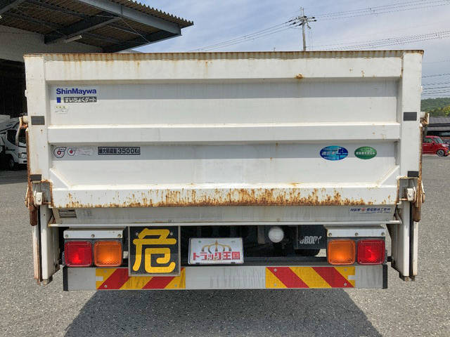 UDトラックスコンドル平ボディ中型（4t）[写真08]