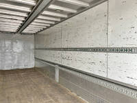 UDトラックスクオンアルミウイング大型（10t）[写真14]