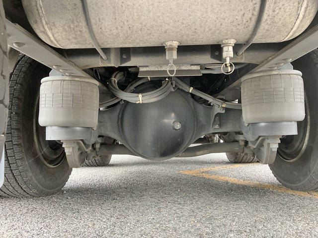 UDトラックスクオンアルミウイング大型（10t）[写真25]