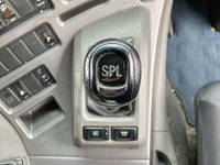 UDトラックスクオンアルミウイング大型（10t）[写真38]