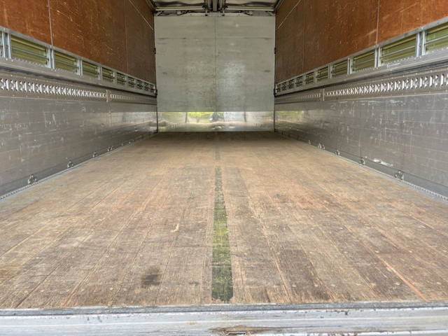 三菱ふそうファイターアルミウイング増トン（6t・8t）[写真07]