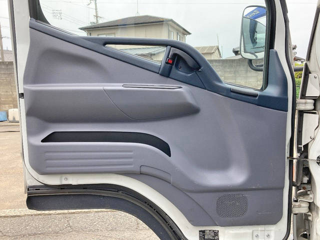 三菱ふそうキャンターセーフティクレーン4段小型（2t・3t）[写真30]