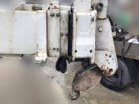 いすゞエルフ穴掘建柱車小型（2t・3t）[写真13]