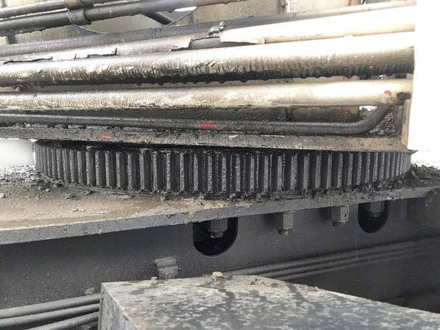 いすゞエルフ穴掘建柱車小型（2t・3t）[写真14]