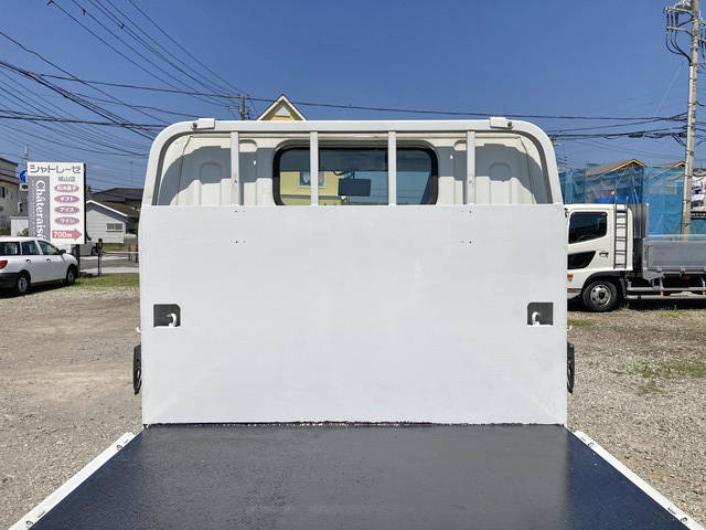 三菱ふそうキャンター平ボディ小型（2t・3t）[写真13]