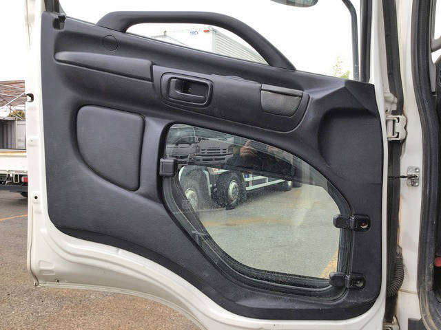 日野レンジャーローダーダンプ中型（4t）[写真30]