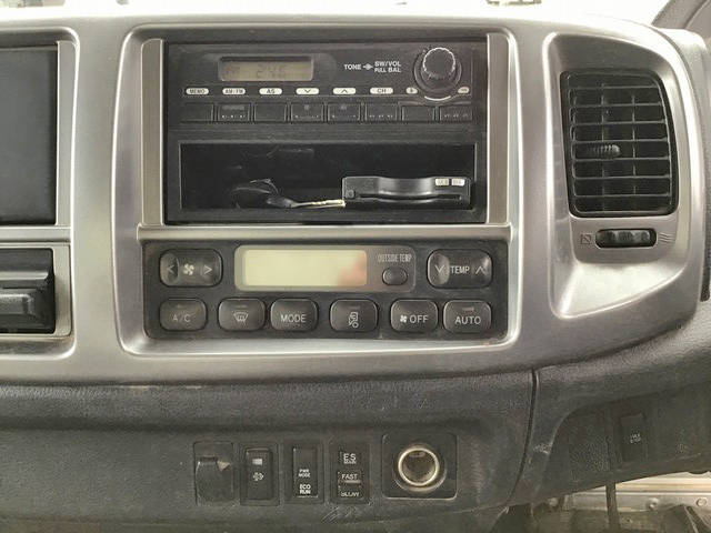 日野レンジャーローダーダンプ中型（4t）[写真38]